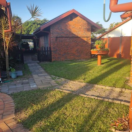 Cassiandra Place Unit 2 Richards Bay Exterior photo